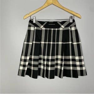 Burberry Black Plaid Golf Skort Pleated Skirt